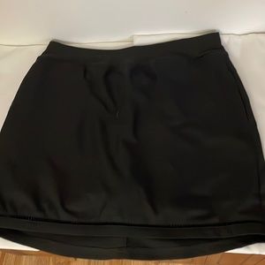 Black small skort